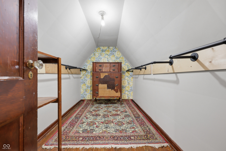 Listing Image 41