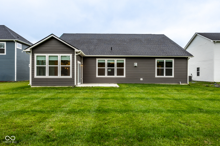 Listing Image 43