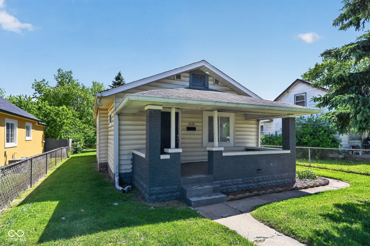 Listing Image 8
