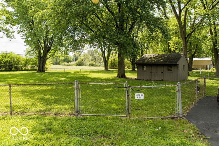 Listing Image 7