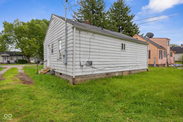 Listing Image 18