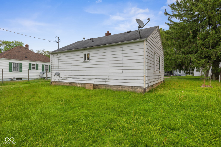 Listing Image 19