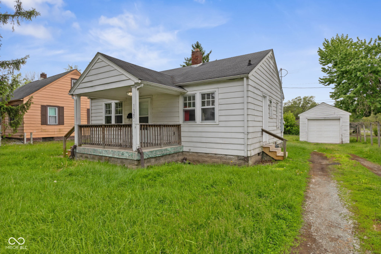 Listing Image 3