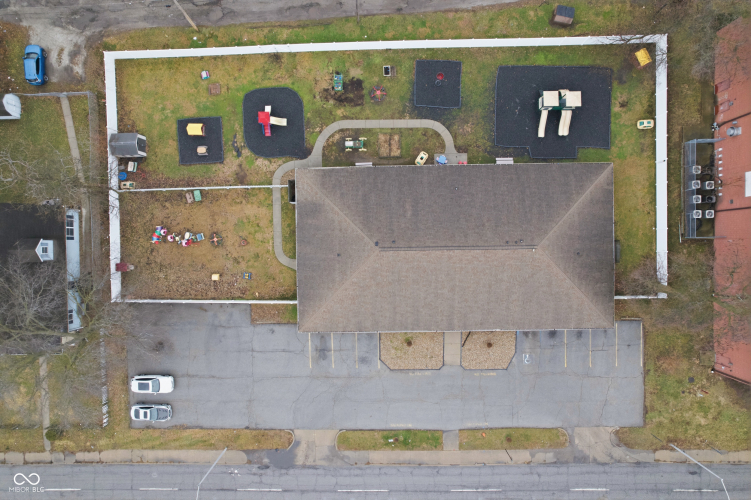 Listing Image 23