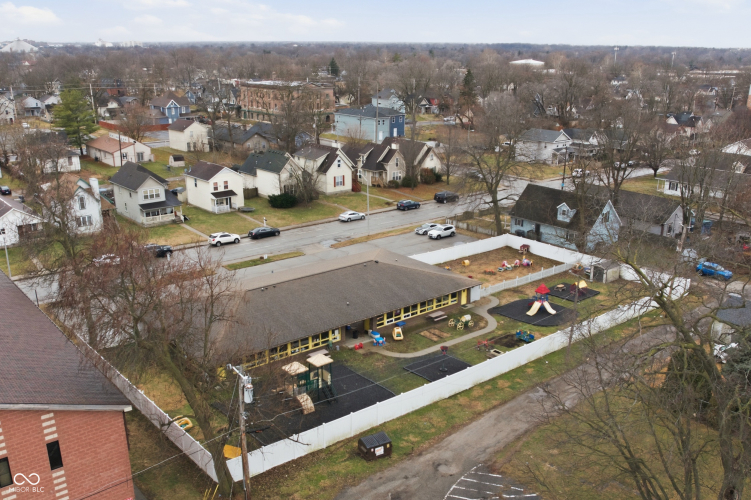 Listing Image 24