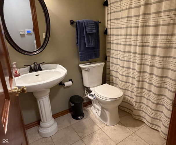 Listing Image 19