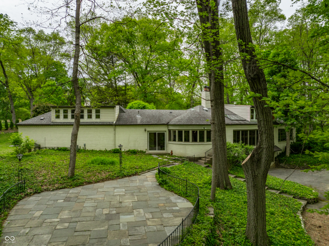 Listing Image 52