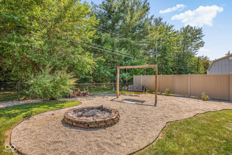 Listing Image 37
