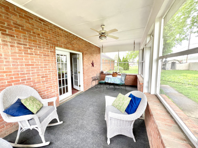 Listing Image 28