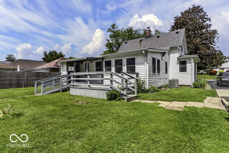 Listing Image 28
