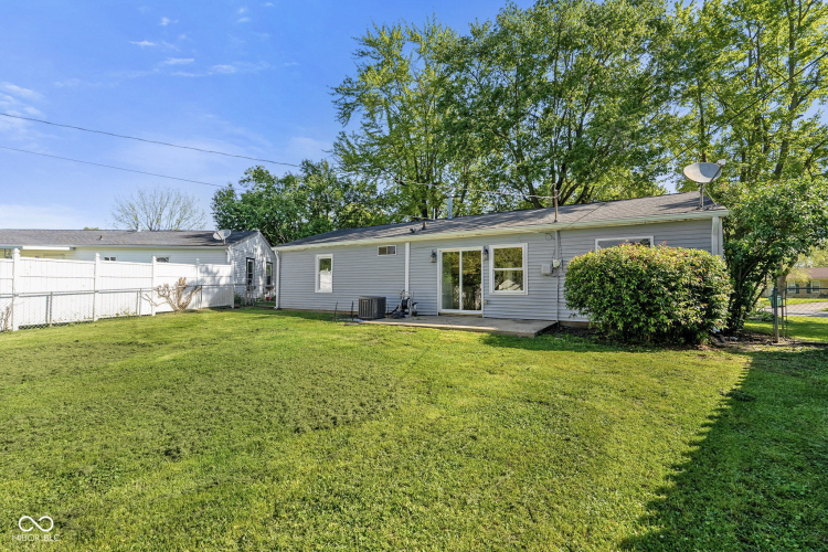 Listing Image 24
