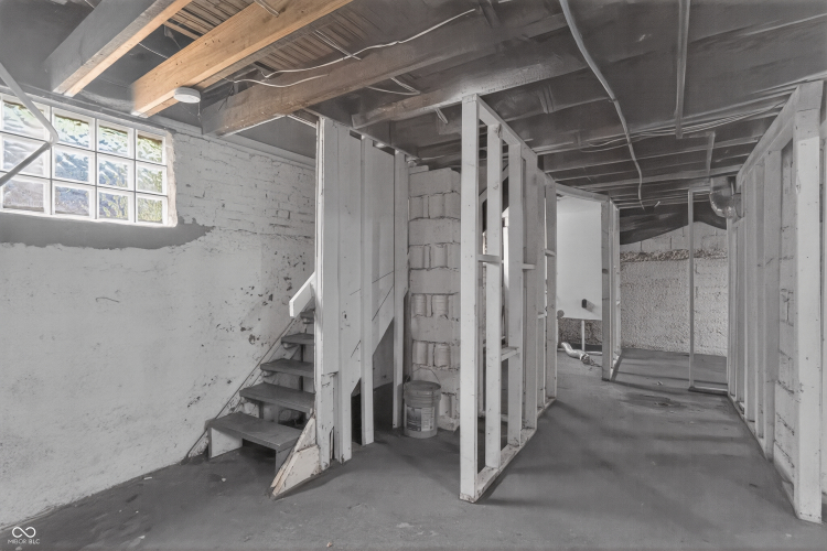Listing Image 20