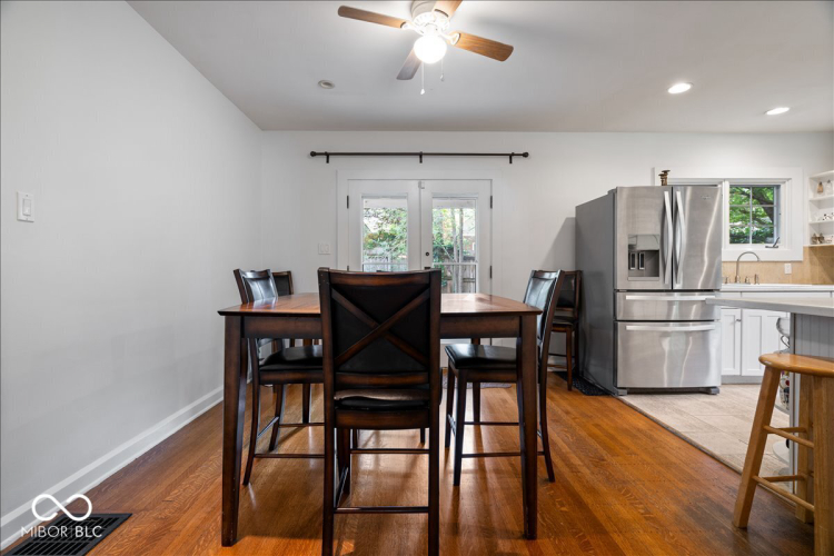 Listing Image 15