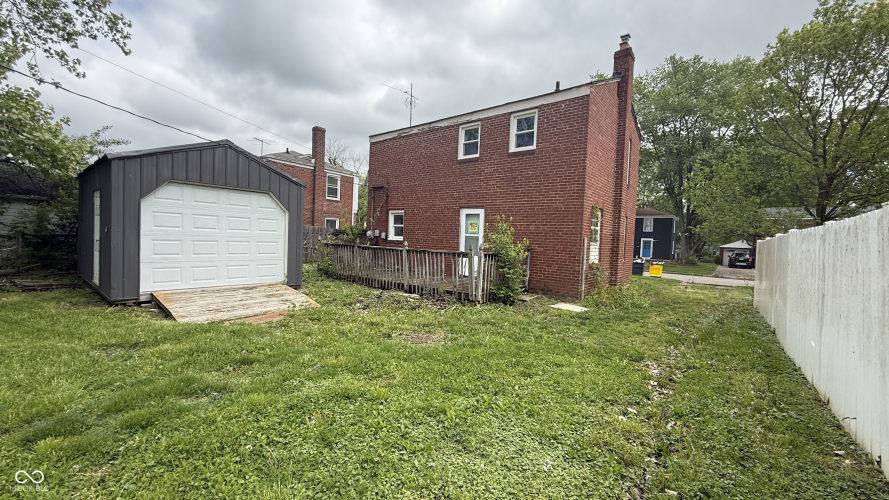 Listing Image 11