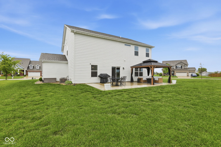 Listing Image 56