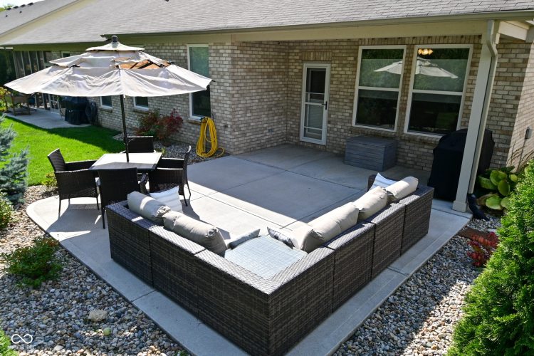 Listing Image 54