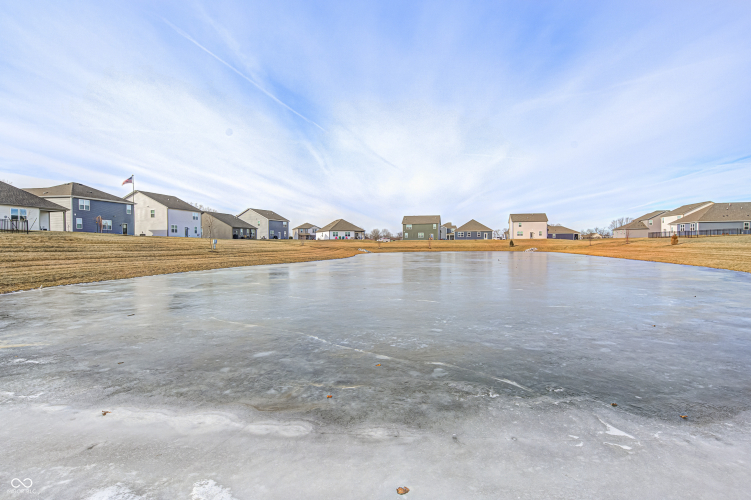 Listing Image 42