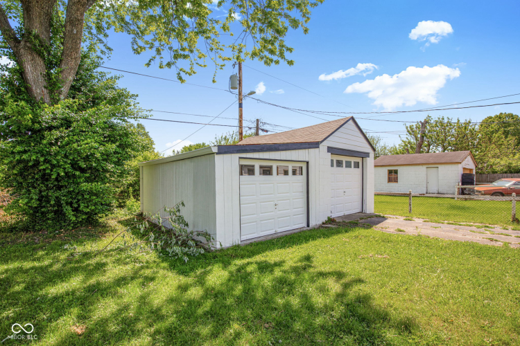 Listing Image 34