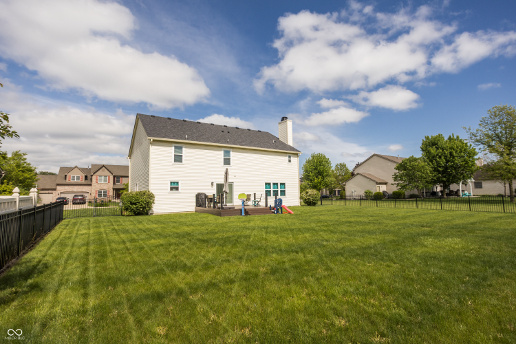 Listing Image 45