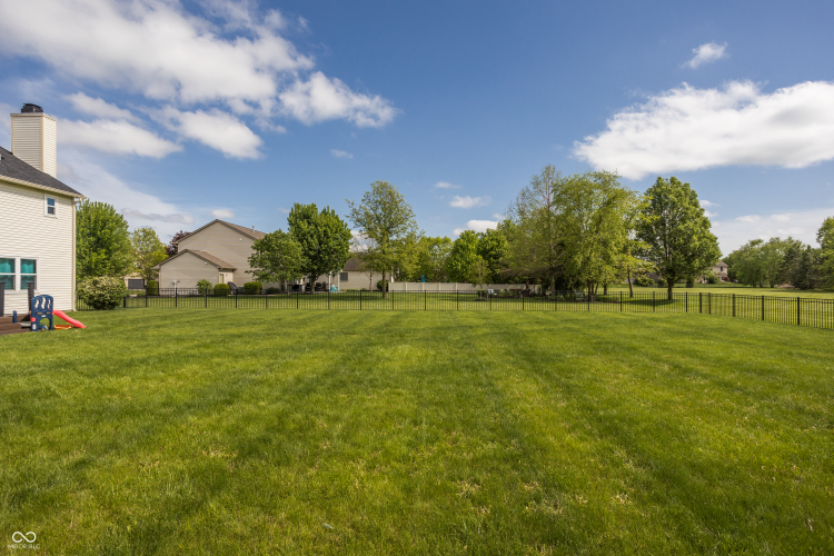 Listing Image 46