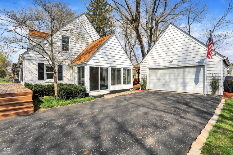 Listing Image 44
