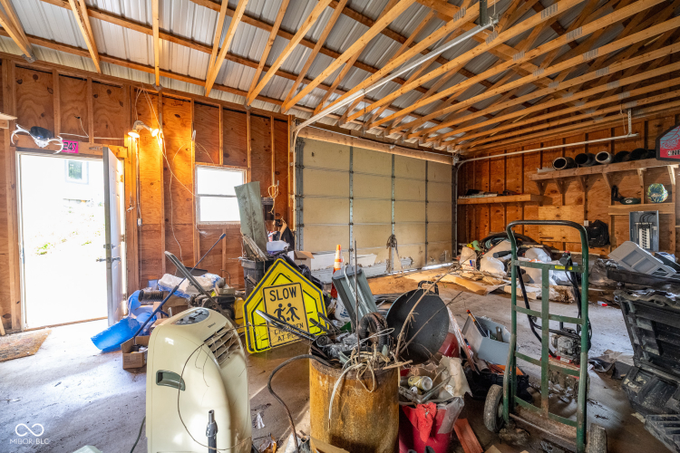 Listing Image 27
