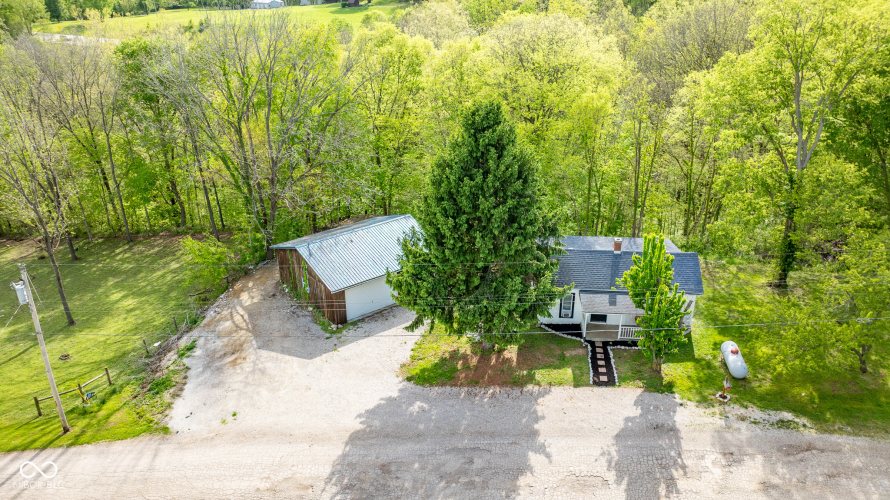Listing Image 8