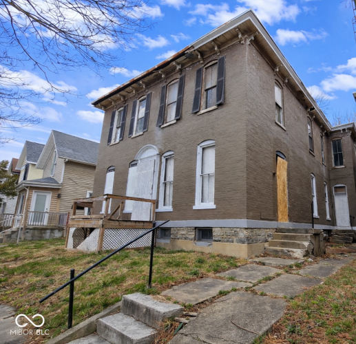 Listing Image 5