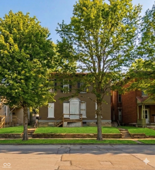 Listing Image 8