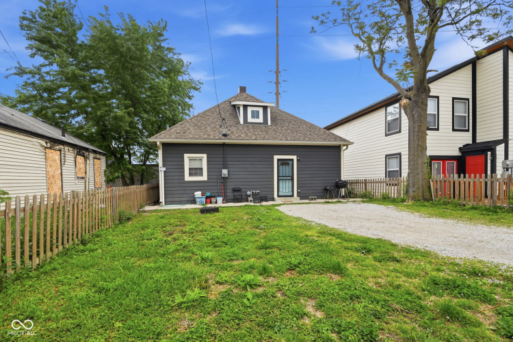 Listing Image 24