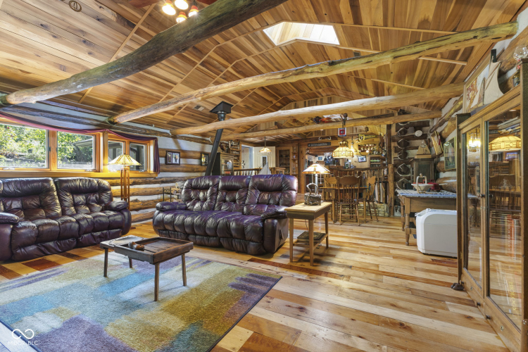 Listing Image 23