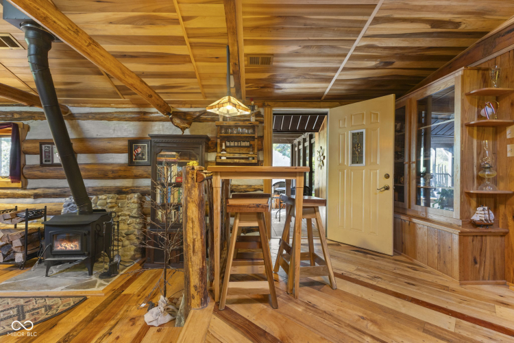 Listing Image 55