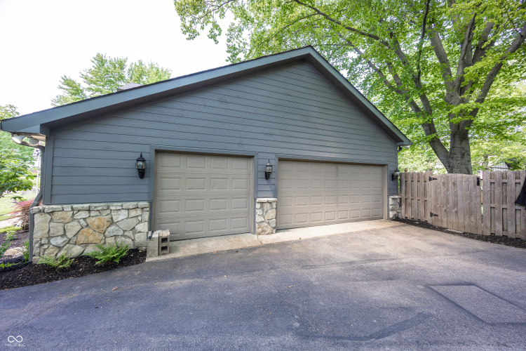 Listing Image 41