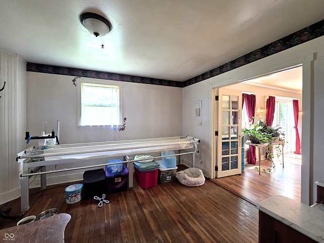 Listing Image 16