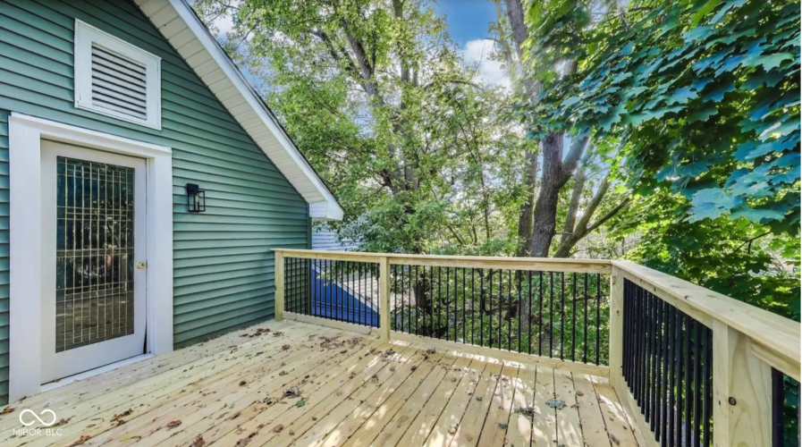 Listing Image 15