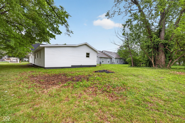 Listing Image 38