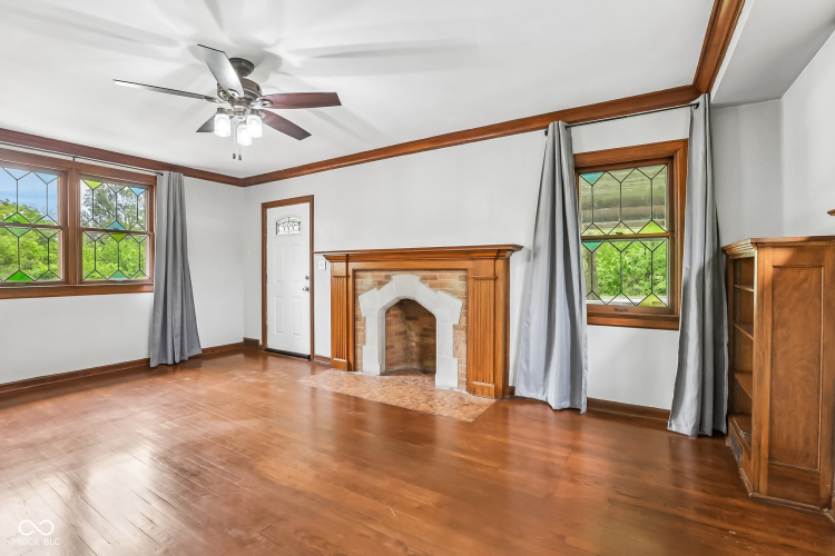 Listing Image 13