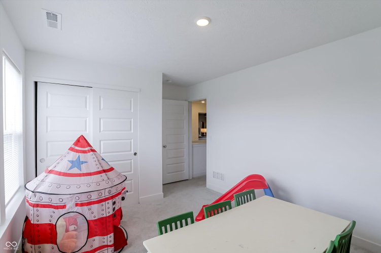Listing Image 55