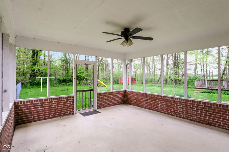 Listing Image 29