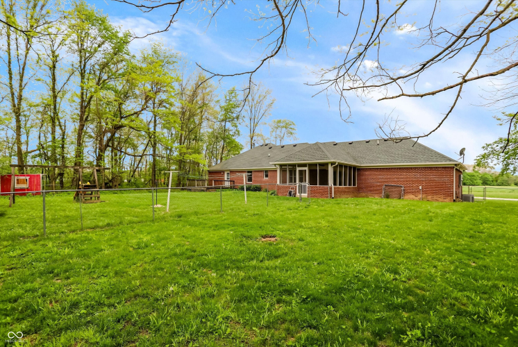 Listing Image 33