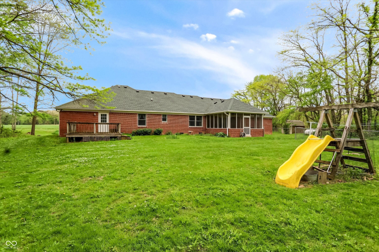 Listing Image 36