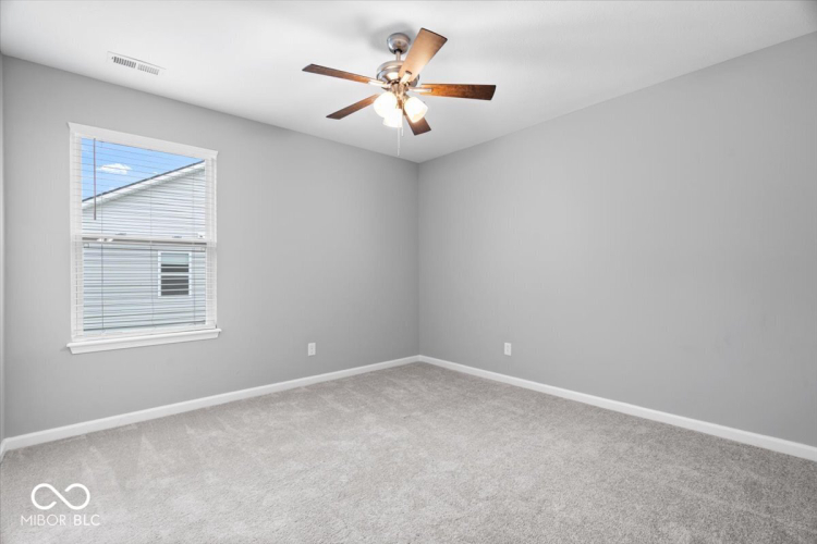 Listing Image 28