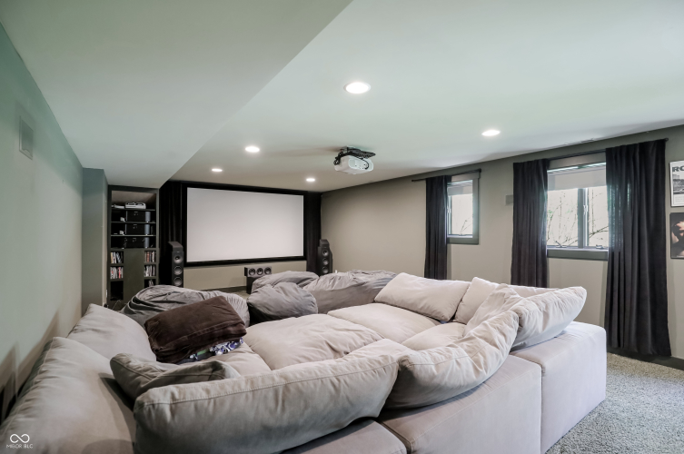 Listing Image 56