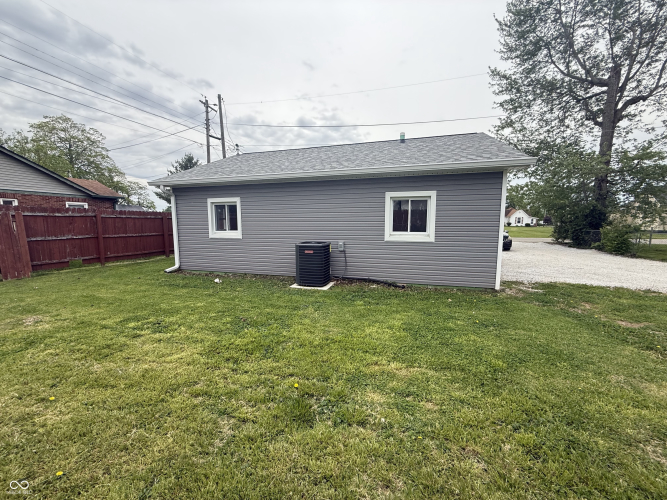 Listing Image 24