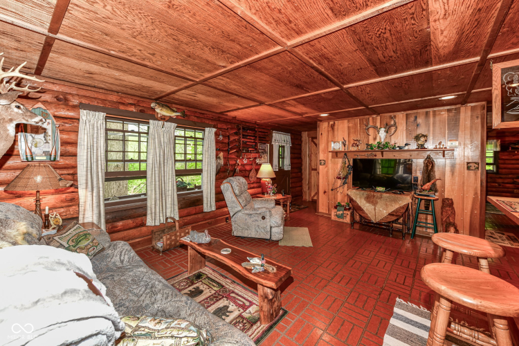 Listing Image 16