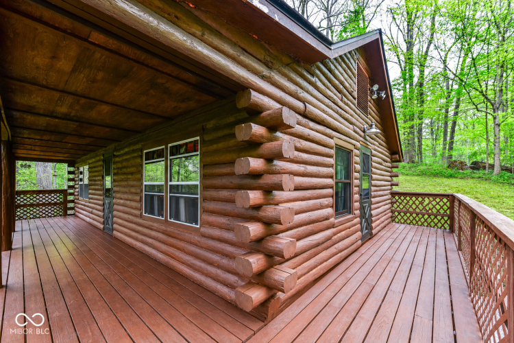 Listing Image 8