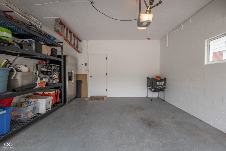 Listing Image 53