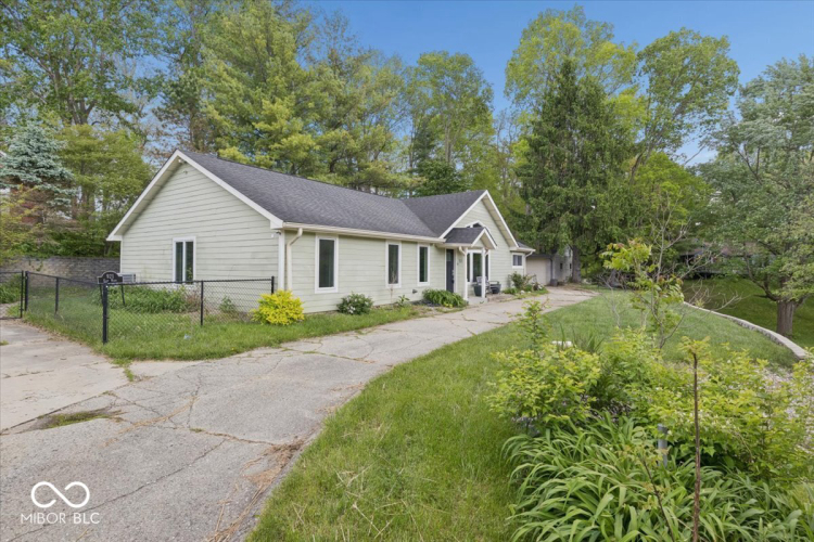 Listing Image 43