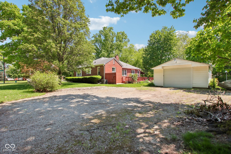Listing Image 28