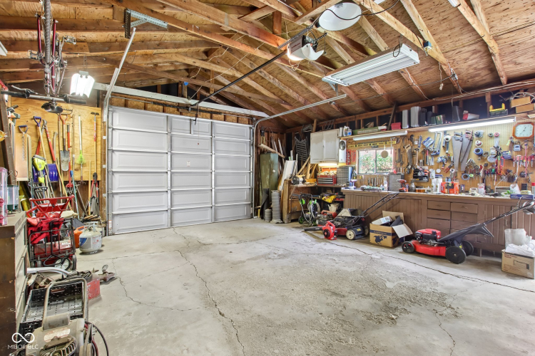 Listing Image 29